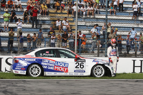 Sådan her håber i ikke at se Poulsen i år (WTCC, Curitiba, 2009)